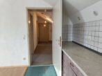 2-Zimmer-Eigentumswohnung mit Personenaufzug, Kellerraum und Tiefgaragenstellplatz in Zentrumsnähe - Wohnen/Essen