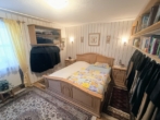 Schlafzimmer - 2-Zimmer-Erdgeschosswohnung in ruhiger Siedlungslage in Pocking zu verkaufen