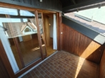 Südloggia - Gepflegte 2-Zimmer-Dachgeschosswohnung mit Süd-Loggia und Garage