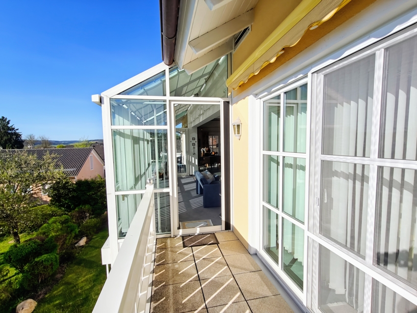 Balkon (Südost) vom Wohnzimmer/Büro aus begehbar