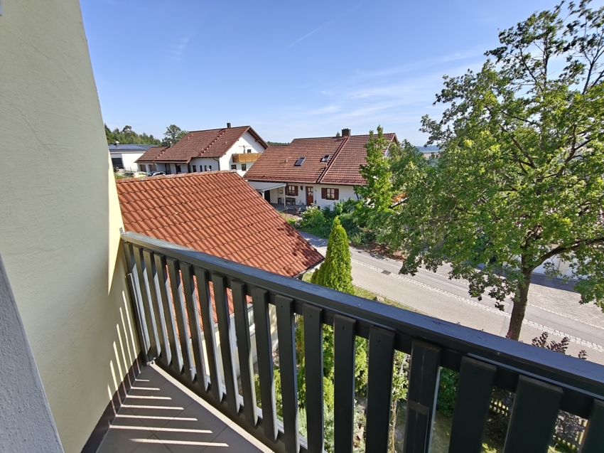 DG: Südbalkon begehbar vom Gästezimmer