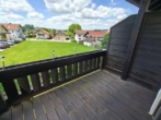 geräumiger Balkon vom Wohnzimmer aus begehbar