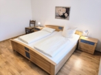 Schlafzimmer - 2-Zimmer-Appartement, ca. 52m² Wohnfläche nähe Freizeitpark in der Kurzone 1 – Bad Füssing