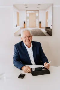 Thomas Richter, Immobilien Hallabrin