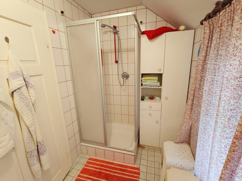Badezimmer im OG