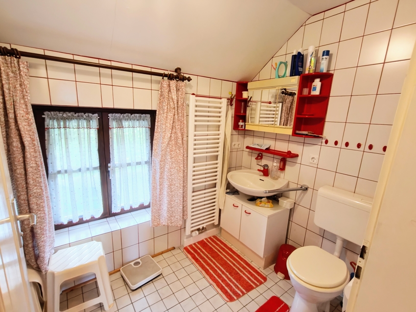 Badezimmer im OG