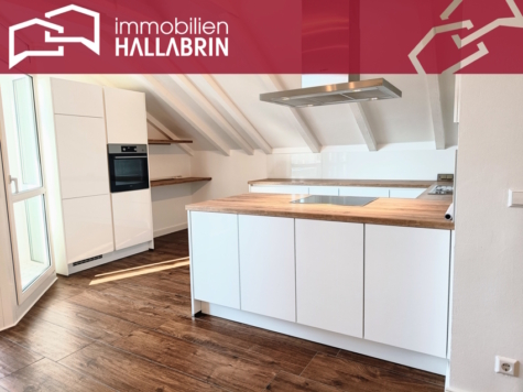 Direkt im Herzen von Bad Birnbach – neuwertig ausgestattete 2-Zi.-Wohnung, 84364 Bad Birnbach, Dachgeschosswohnung