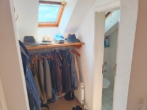 Garderobe - gemütliche 2-Zimmer-Eigentumswohnung im Dachgeschoss mit Balkon, Tiefgarage u. Kfz-Stellplatz