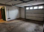 Garage im Haus - renovierungsbedürftiges Wohnhaus mit Einliegerwohnung und Garage