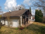renovierungsbedürftiges Wohnhaus mit Einliegerwohnung und Garage - renovierungsbedürftiges Wohnhaus mit Einliegerwohnung und Garage