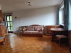 Wohnen/Schlafen  Einliegerwohnung - renovierungsbedürftiges Wohnhaus mit Einliegerwohnung und Garage