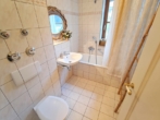 Badezimmer - hochwertig ausgestattete 3-Zi.-Eigentumswohnung mit Wintergarten, Terrasse und Tiefgaragenstellplatz