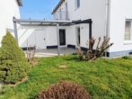 Südterrasse - Moderne Architektur, zeitgemäße Ausstattung -Einfamilienhaus mit pflegeleichtem Grundstück u. Garage