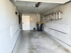 Garage mit Zugang zum Freizeitbereich - Moderne Architektur, zeitgemäße Ausstattung -Einfamilienhaus mit pflegeleichtem Grundstück u. Garage