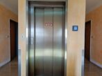 Renoviertes 1 Zimmer Appartement mit wunderschönen Blick - Aufzug