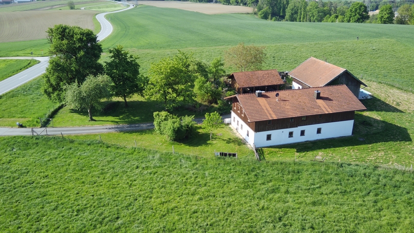 Landwirtschaftliches Anwesen in Alleinlage