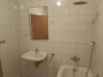 Badezimmer - 3-Zimmer-Wohnung mit Tiefgarage im Kurort Bad Griesbach