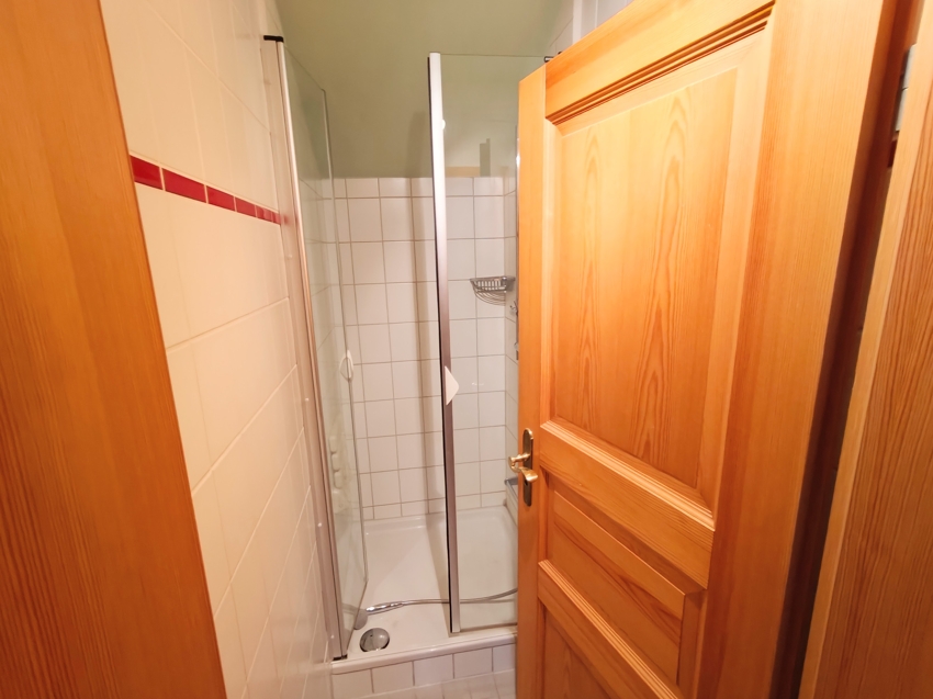 Whg.Nr. 1: Dusche OG