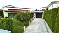 Zufahrt zum Haus - BARRIEREFREIHEIT – LICHT – RAUM – EXKLUSIVITÄT – Bungalow mit Garage im Kurort Bad Griesbach
